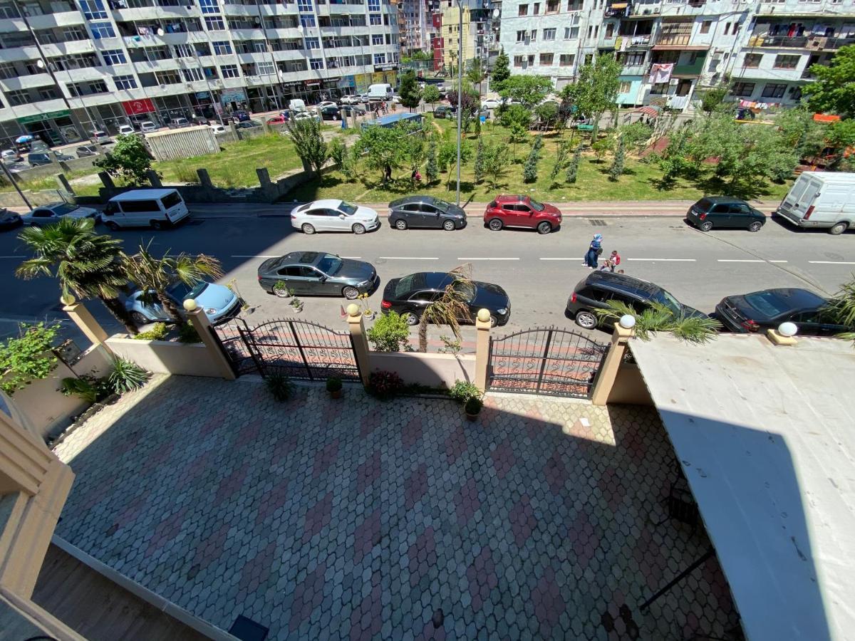 Hotel Eurasia Batumi Exterior photo